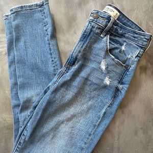 Abercrombie & Fitch super skinny ankle high rise